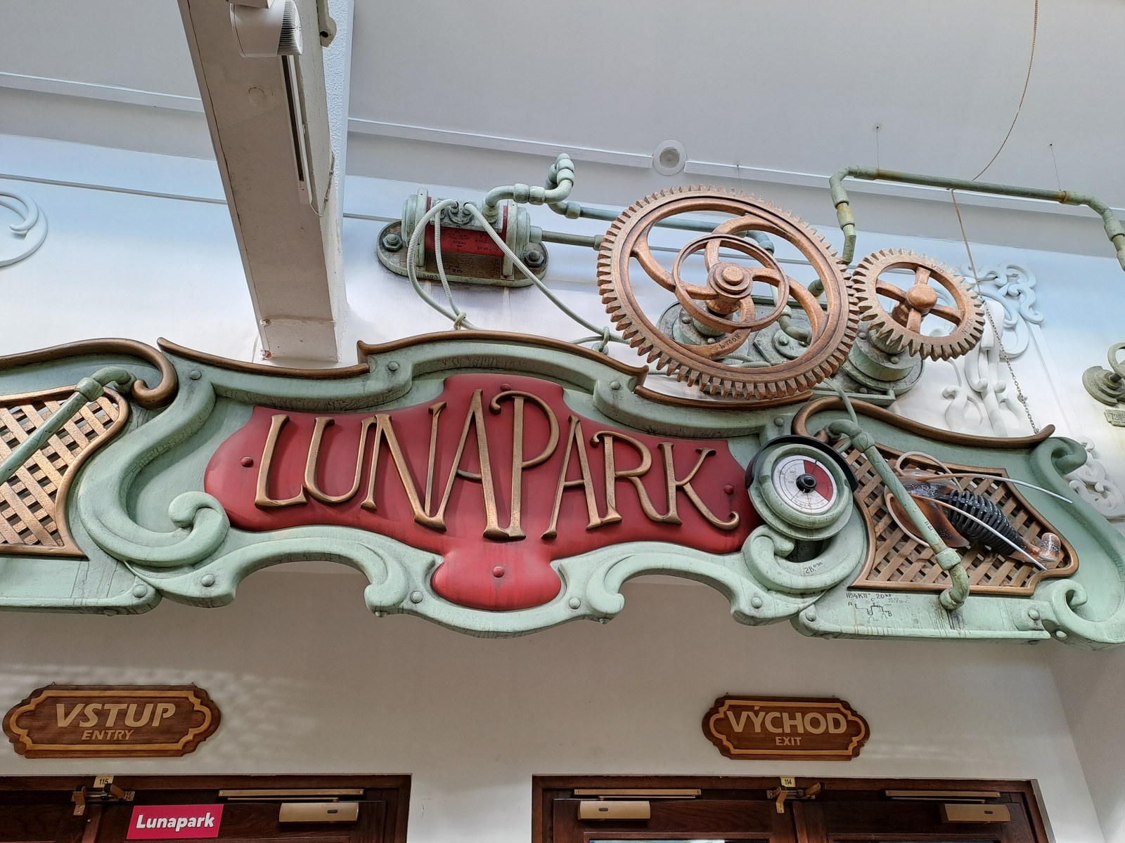 Die virtuelle Realität im Lunapark ist außer Betrieb