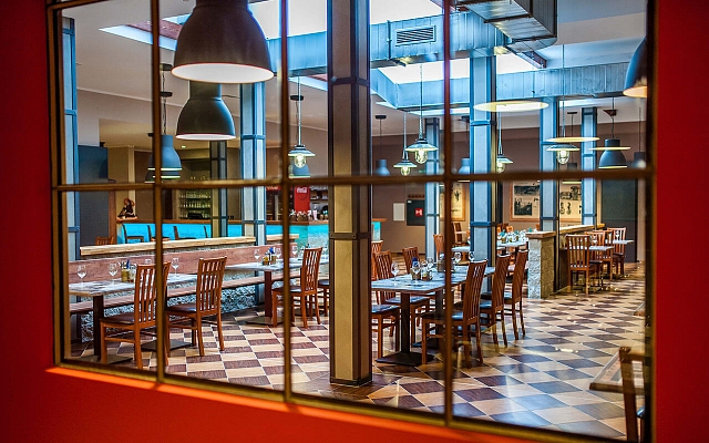 Nostalgia restaurant